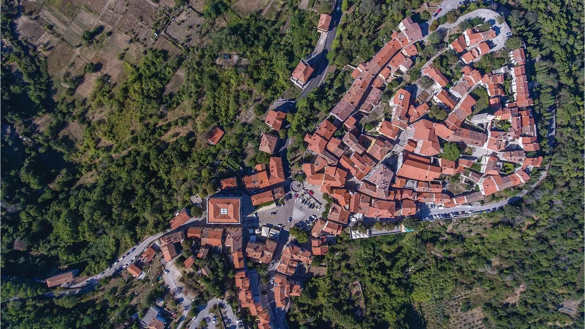 Awesome Home In Breg Ivanovci With Kitchen Rasa