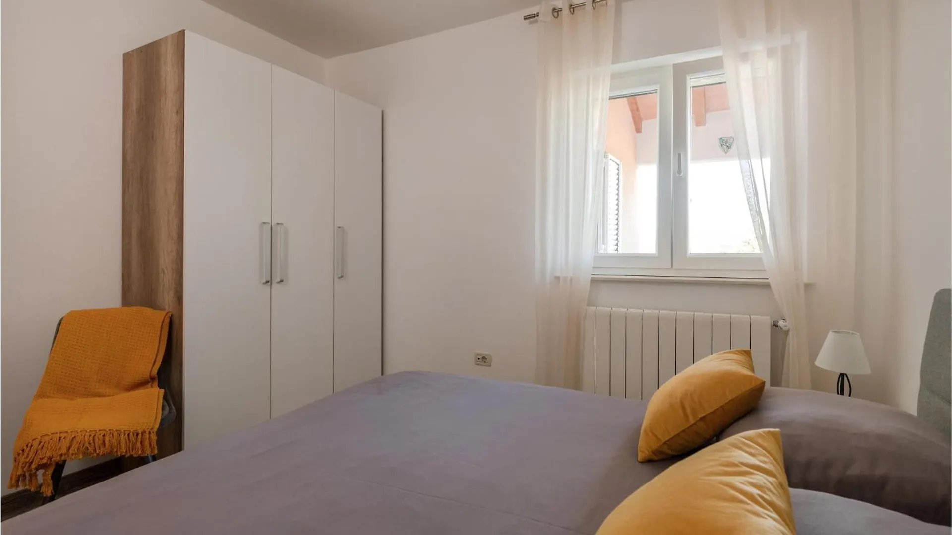 Awesome Home In Breg Ivanovci With Kitchen Rasa Croatia