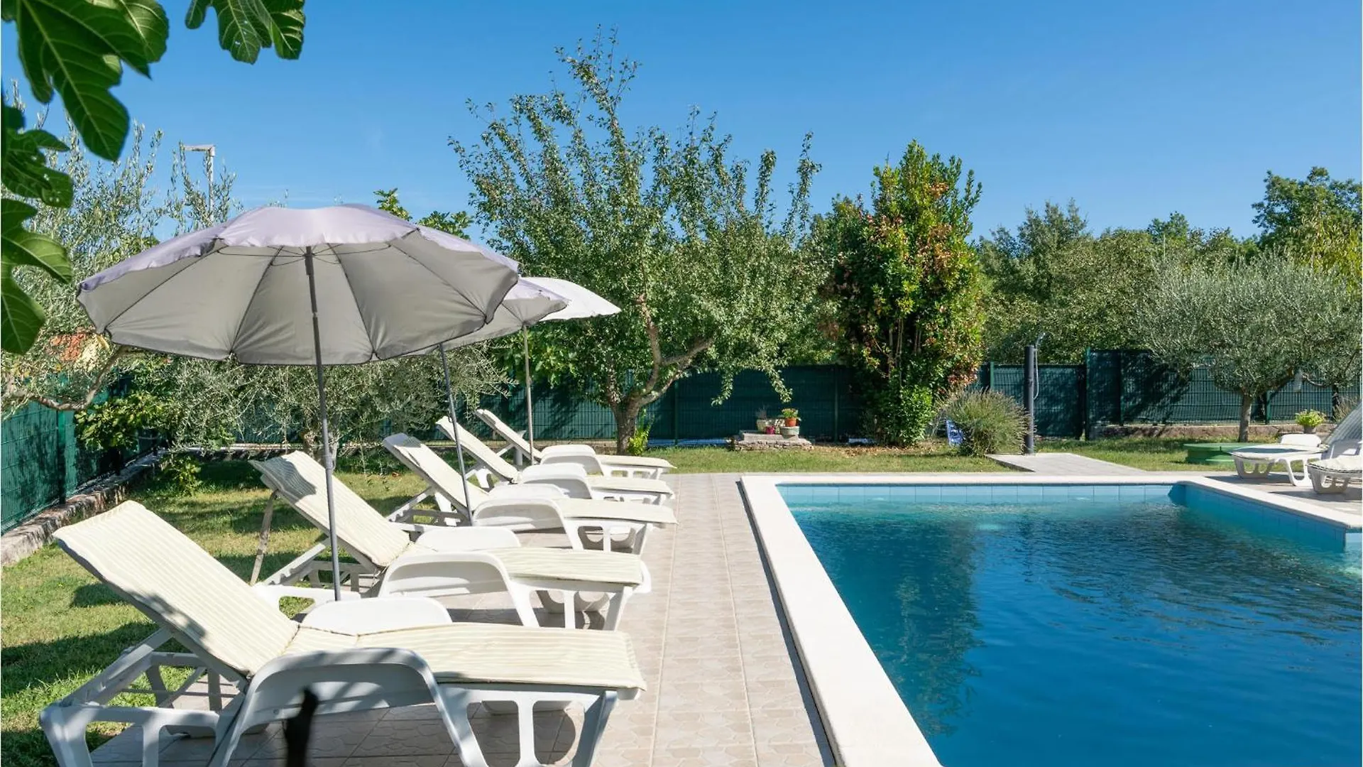 Awesome Home In Breg Ivanovci With Kitchen Rasa Croatia