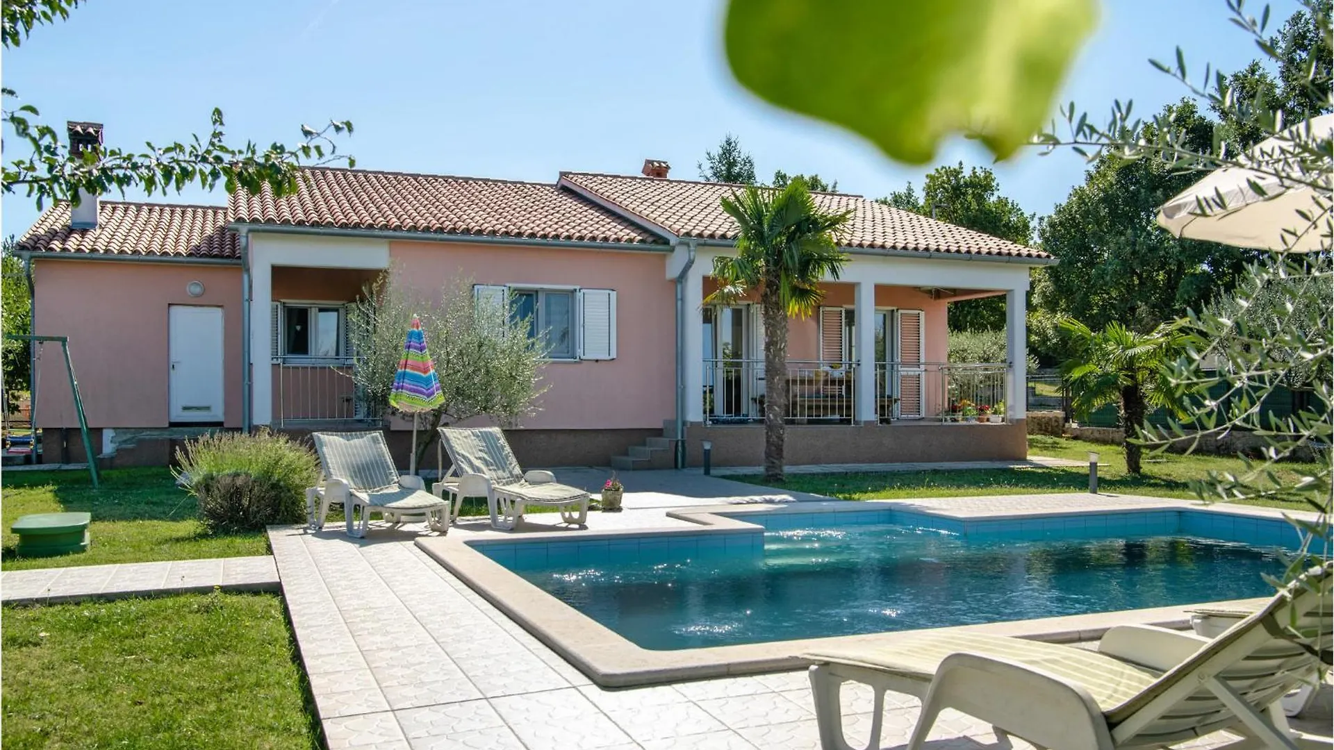 Awesome Home In Breg Ivanovci With Kitchen Rasa